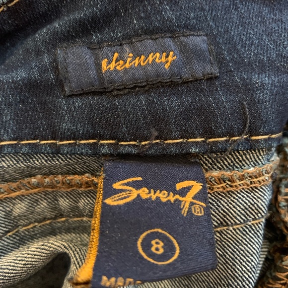 Seven7 Women's Blue Jeans - Picture 3 of 5